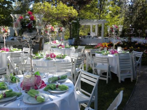 Belle Victorian Gardens, Spokane wedding blog